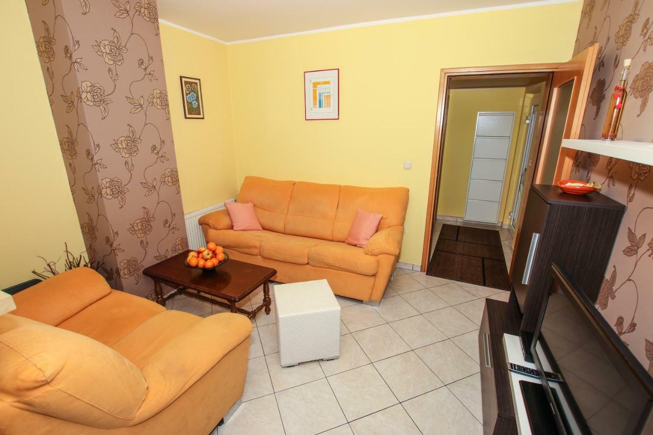 Apartmani Ljubica Porec Ngoại thất bức ảnh